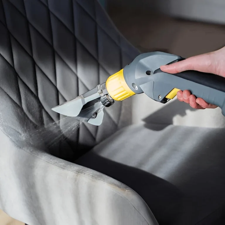 Limpeza e Higienização de Cadeiras e Poltronas